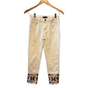 Charlie B Cream Cropped intricate Embroidery 5 Pocket Jeans Pants Womens size 2